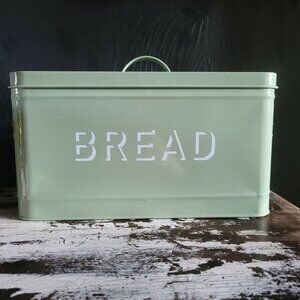 Green Metal Martha Stewart Collection Retro Bread Box 15.5" x 8.5" x 8.5" *Read